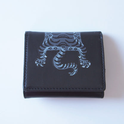 leathertone｜チベタンタイガープリントヌメ革三つ折り財布